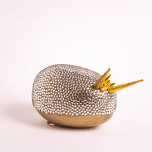 Load image into Gallery viewer, Gemstones - Golden Crystal&lt;br&gt;Sculpture&lt;br&gt;17x8.5x10 cm.
