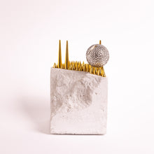 Indlæs billede til gallerivisning Savanne - Måne over Savanne&lt;br&gt;Skulptur&lt;br&gt;10x10x15,5 cm.

