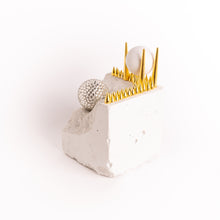 Indlæs billede til gallerivisning Savanne - Måneformørkelse - Trommer &amp; Dans&lt;br&gt;Skulptur&lt;br&gt;10x10x15.5 cm.
