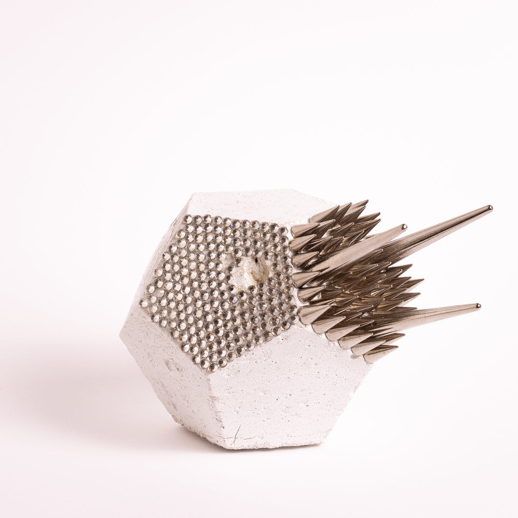 Savanne - Stort Pindsvin<br>Skulptur<br>15x10x10 cm.