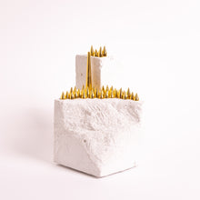 Indlæs billede til gallerivisning Savanne - Solnegang bag Steppe&lt;br&gt;Skulptur&lt;br&gt;8x8x14,5 cm.
